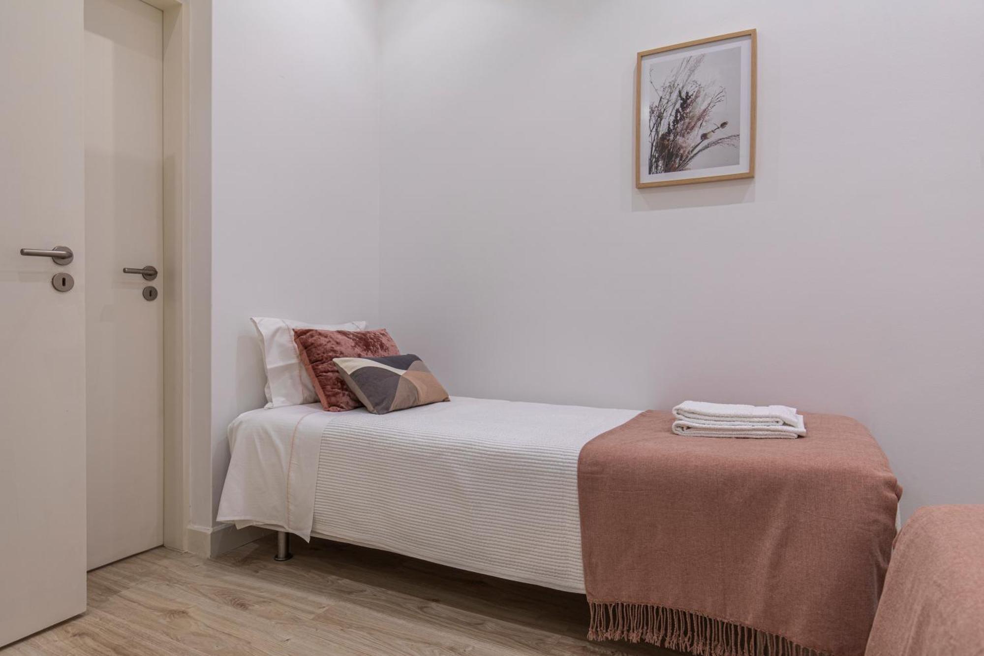 Apartamento Comfortable Flat Near Marques De Pombal Lisboa